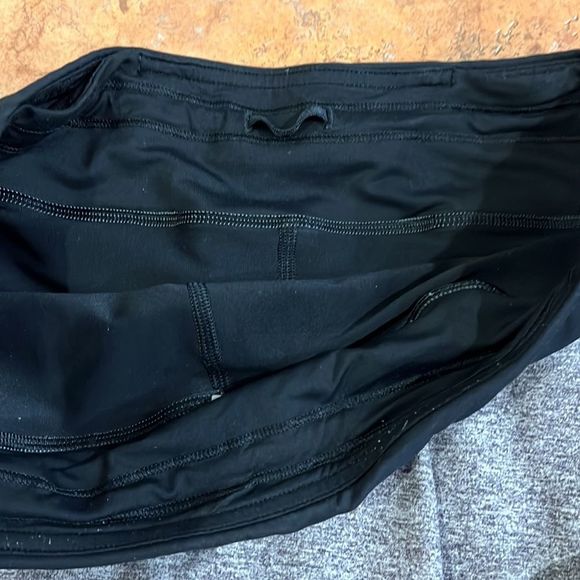 Lululemon skort size 8 - Picture 5 of 8